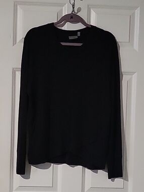 Athleta Serenity Sweatshirt Black Criss Cross Hem Tulip Bottom Women’s Size M